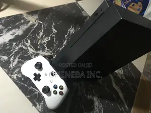Xbox One X Console With 11 Games Installed + 1 Controller