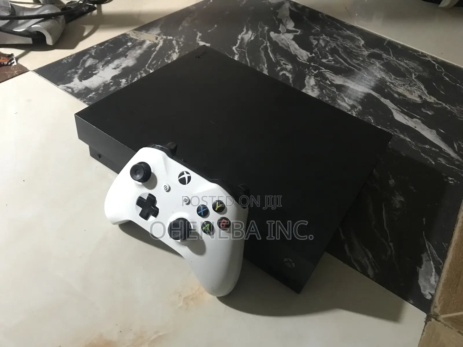 Xbox One X Console With 11 Games Installed + 1 Controller