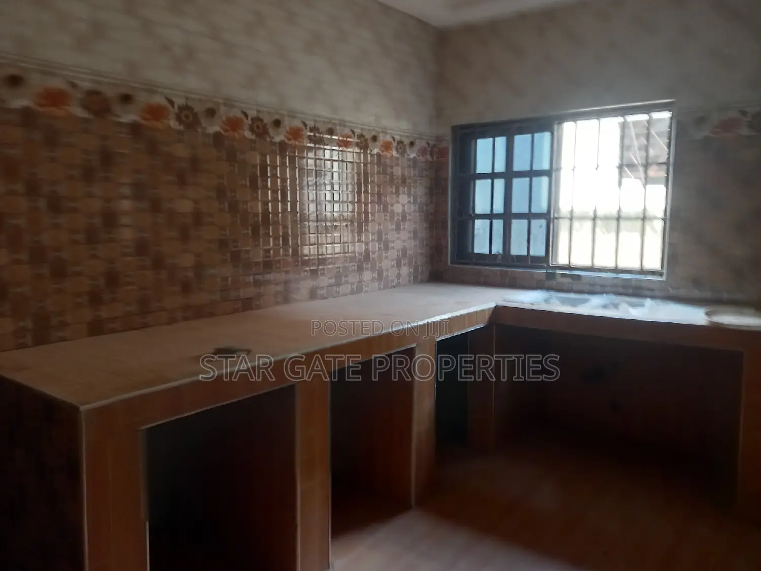 5bdrm House in Abuakwa Manhyia, Kumasi Metropolitan for sale
