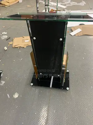 Glass Pulpit