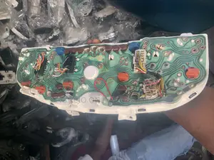 Nissan Hardbody Original Meterboard