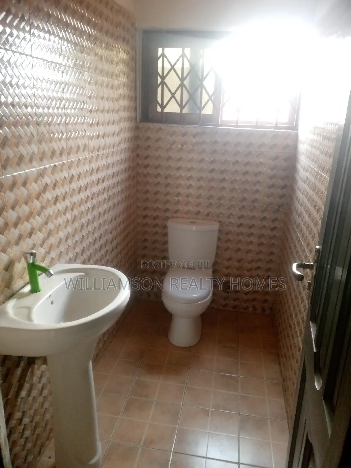 2bdrm Apartment in Hfc Estate Area, Spintex for rent