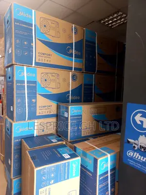 Affordable ~Midea 1.5hp Air Condition