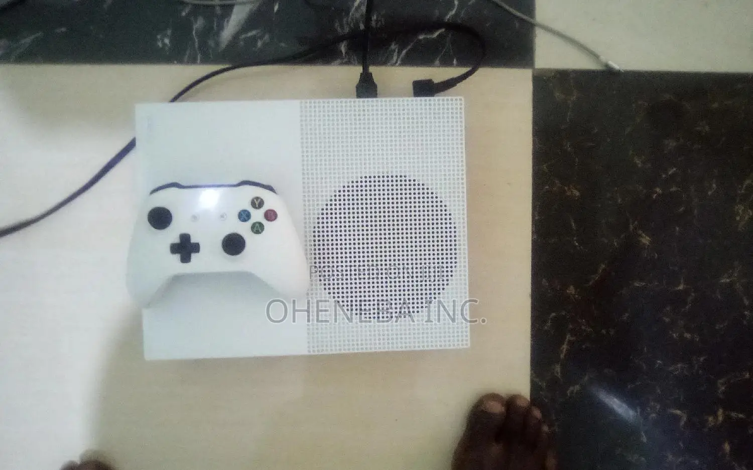 Xbox One S With 10 Games Installed + 1pad