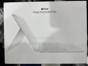 10th Gen iPad Magic Keyboard