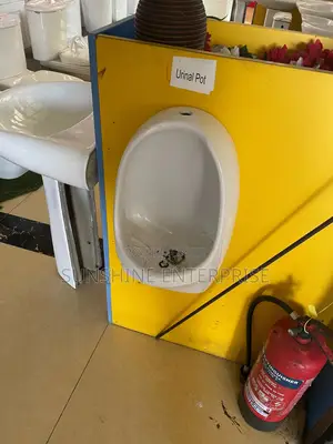 Urinal Pot
