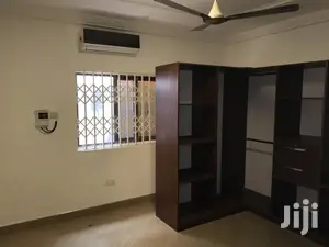 2bdrm House in Tse Addo, Burma Camp for rent