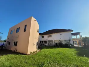 8bdrm Mansion in Dr Roko, Airport Residential Area for sale