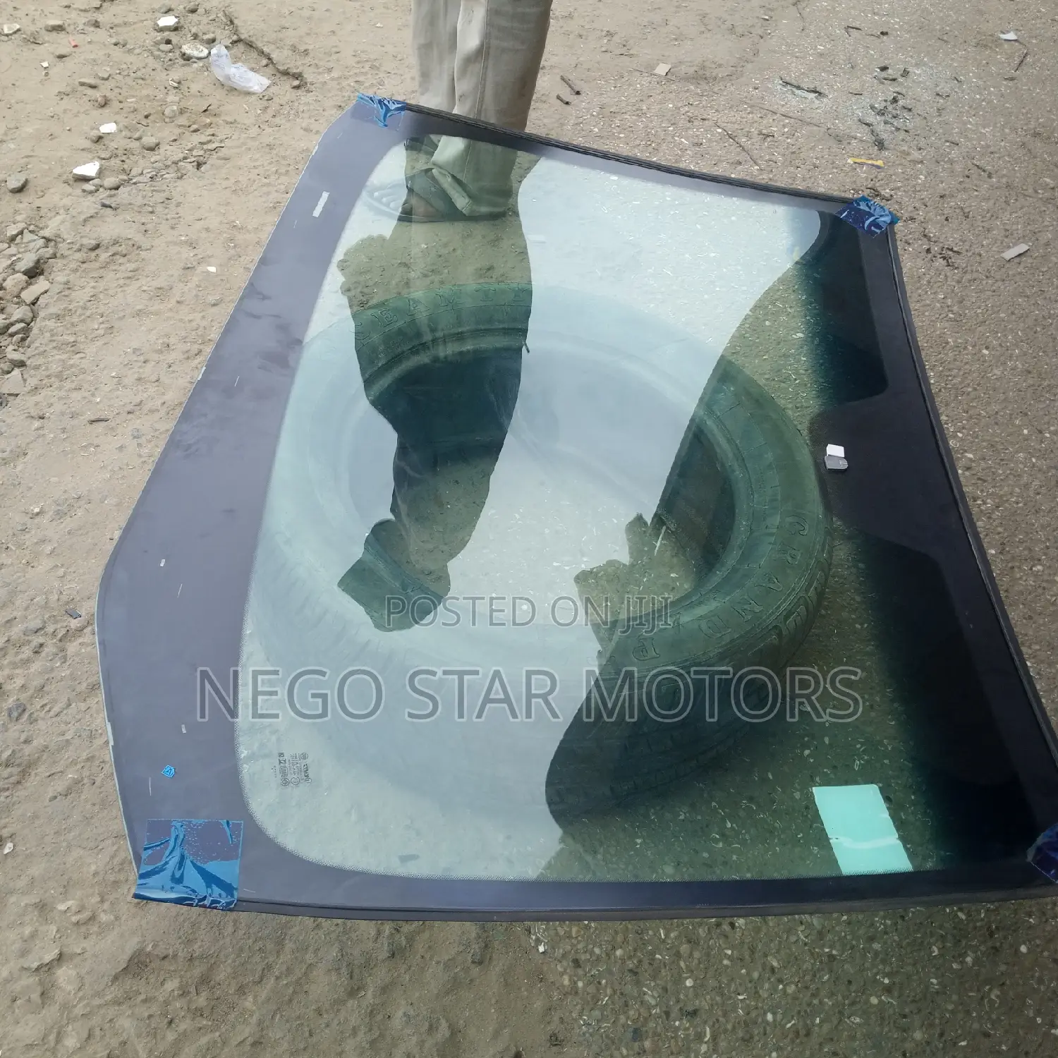 Kia Cerato 2015 Front Windscreen