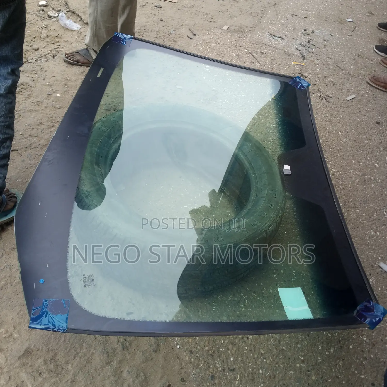 Kia Cerato 2015 Front Windscreen