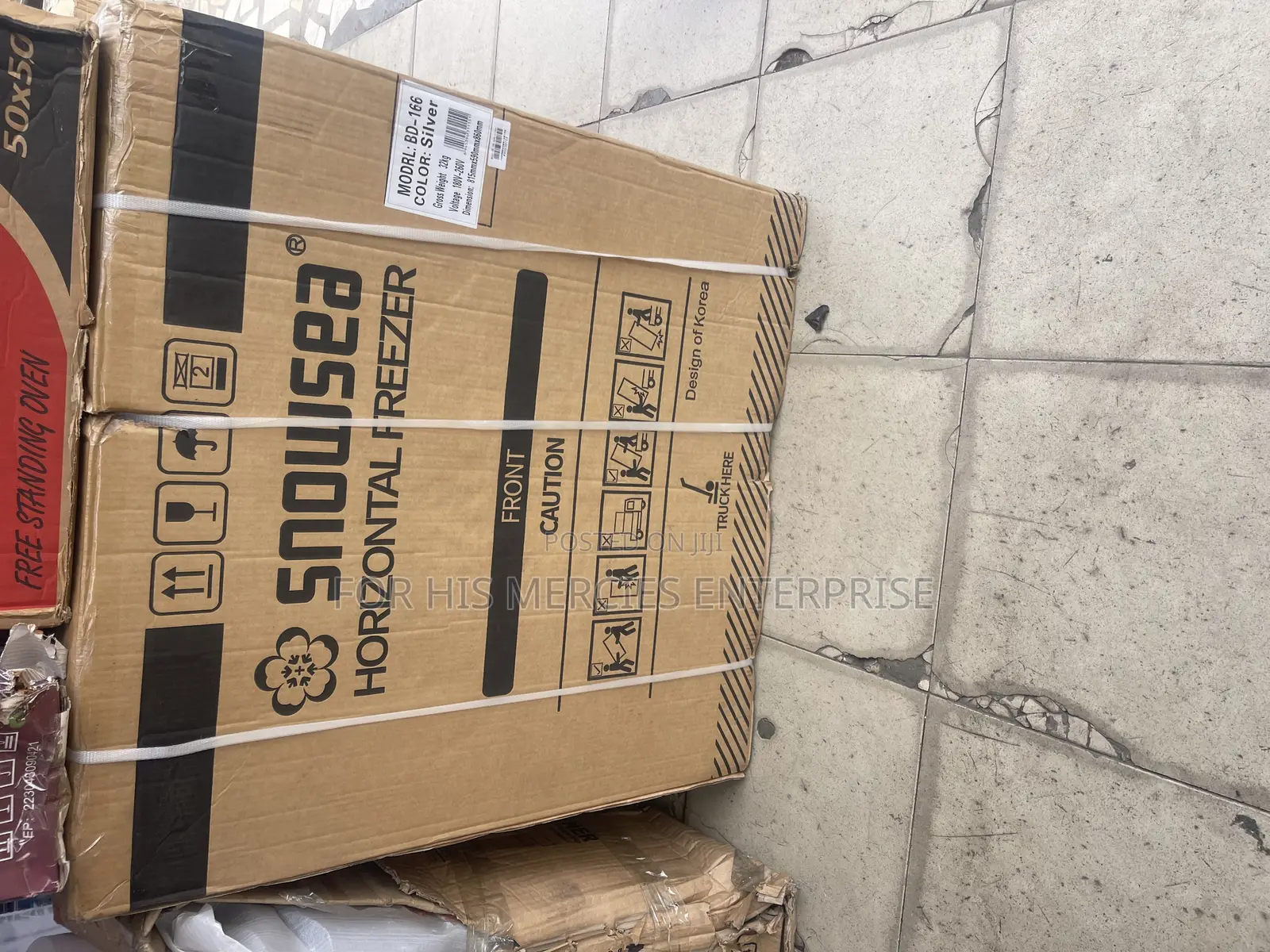 Chest Freezer 200L