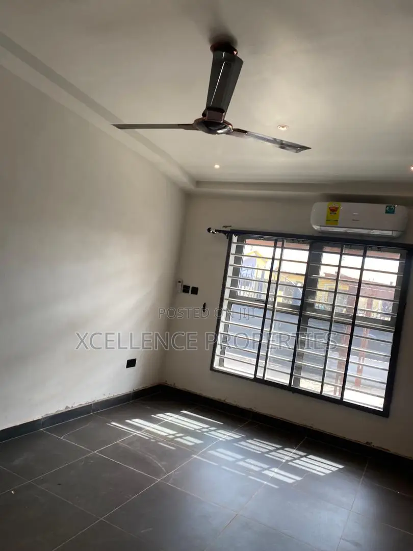3bdrm House in Xcellence Properties, Lake Side Estate for rent