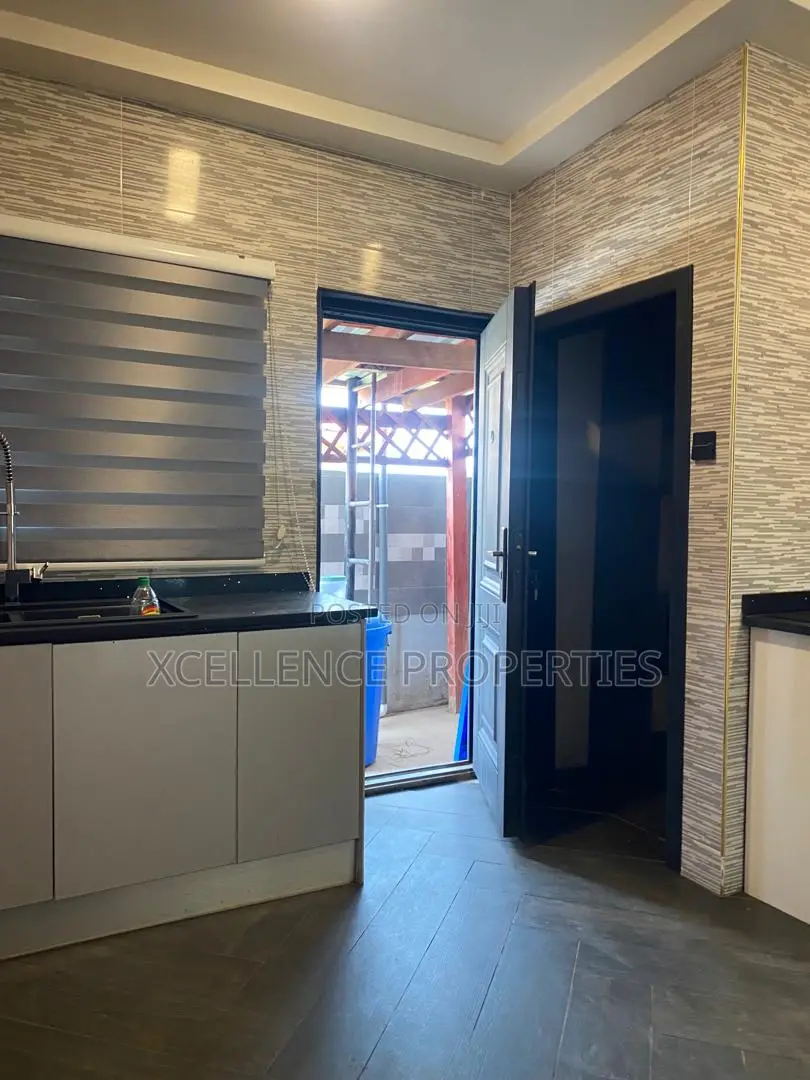 3bdrm House in Xcellence Properties, Lake Side Estate for rent