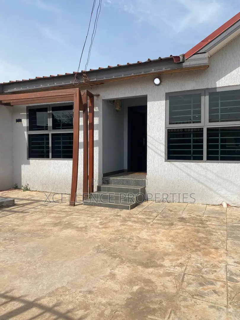 3bdrm House in Xcellence Properties, Lake Side Estate for rent