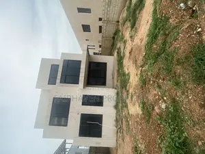 4bdrm House in Tseaddo, Airport Residential Area for sale