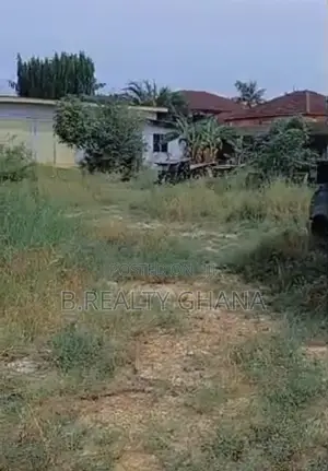 An Acre of Land at East Airport Is for Sale