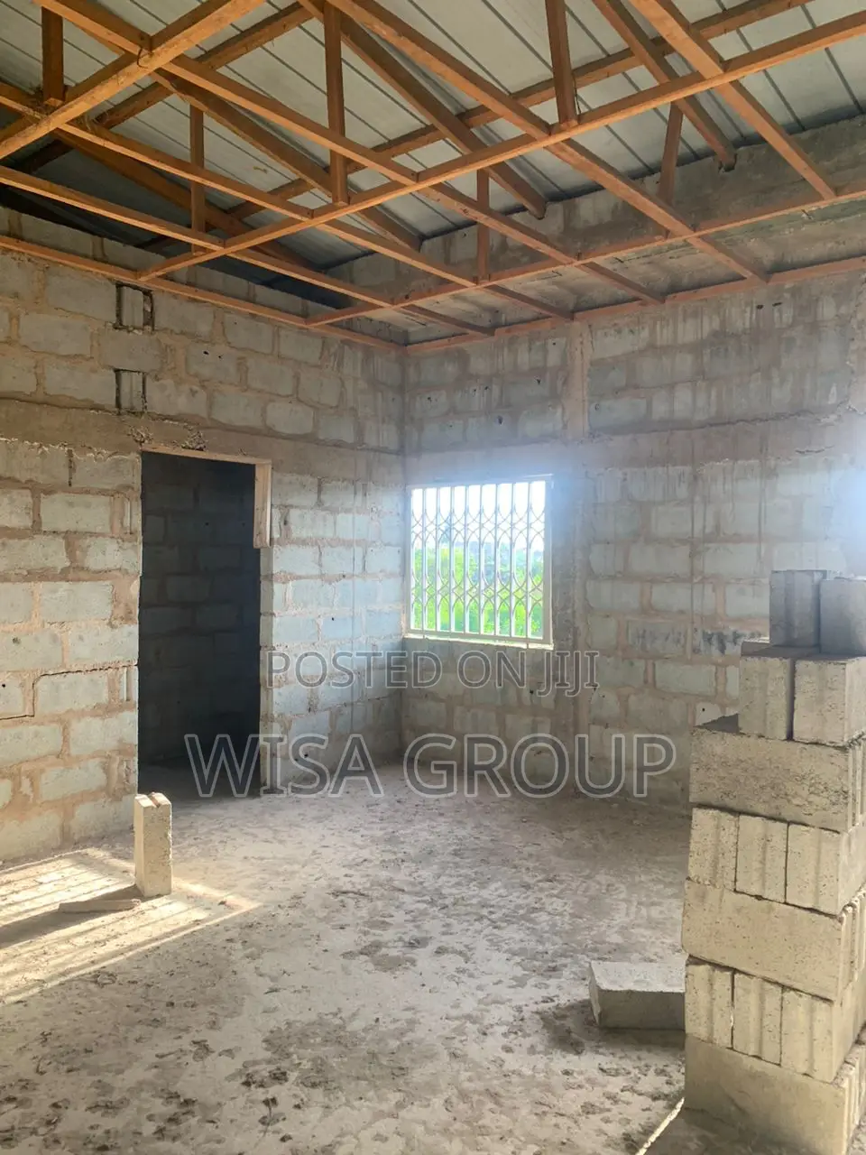 7bdrm Duplex in Wisa Groups, Accra Metropolitan for sale