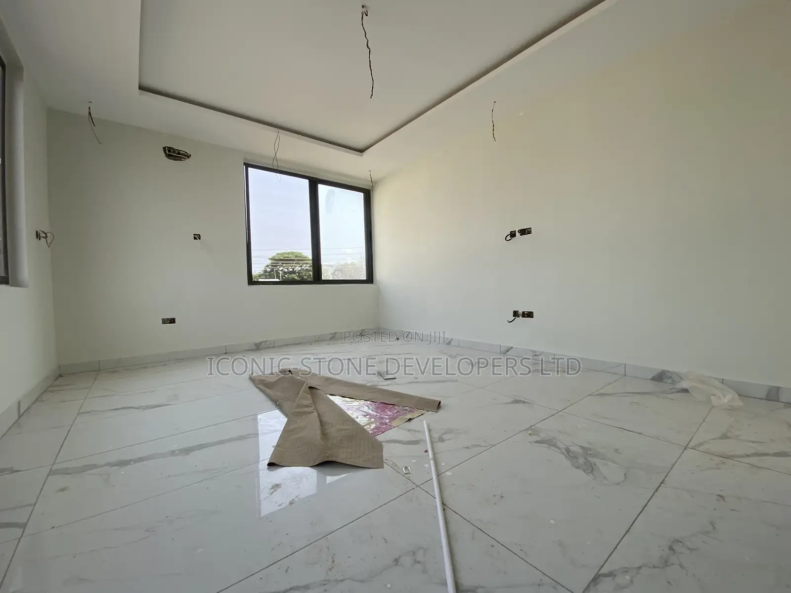 4bdrm House in A.R.S, East Legon for sale