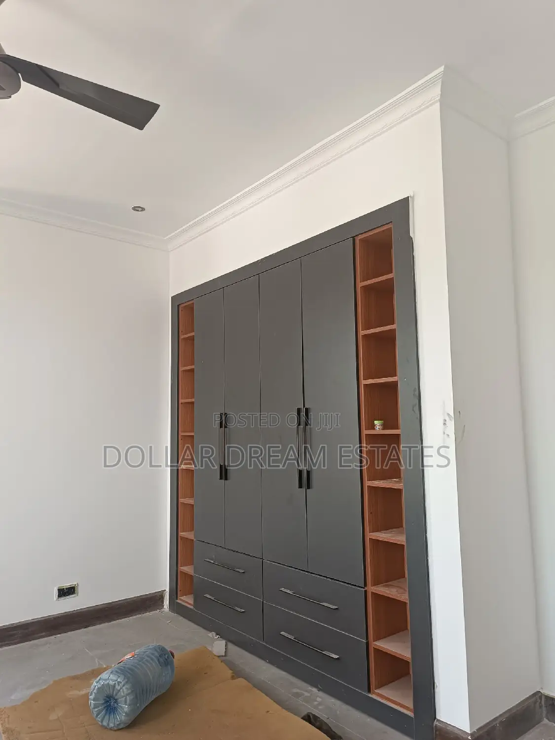 6bdrm House in Spintex for sale