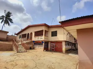 12bdrm House in K Fuseini Estate, Kumasi Metropolitan for sale