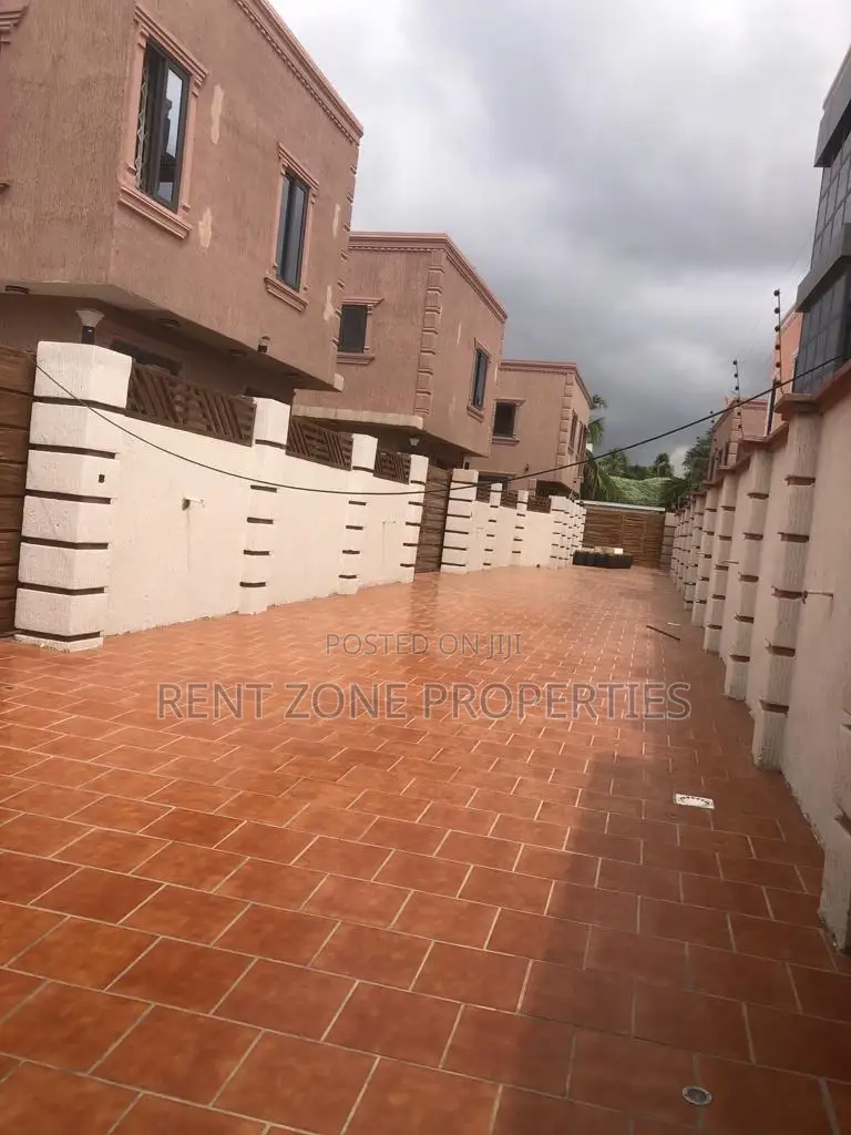 4bdrm Duplex in Rent Zone Properties, Tesano for rent