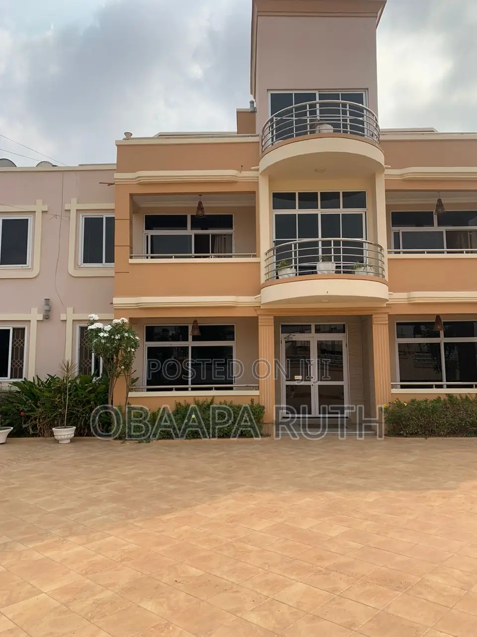 2bdrm Apartment in East Legon for rent