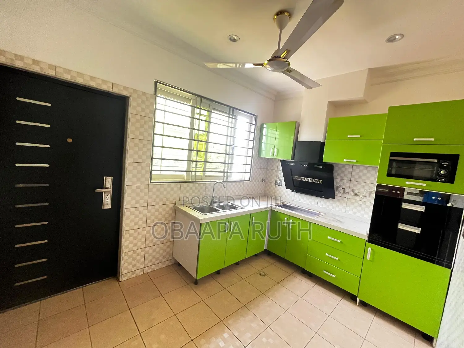 2bdrm Apartment in American House, Adjiriganor for rent