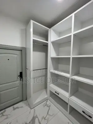 5bdrm House in Bestchoice Property, Accra Metropolitan for sale