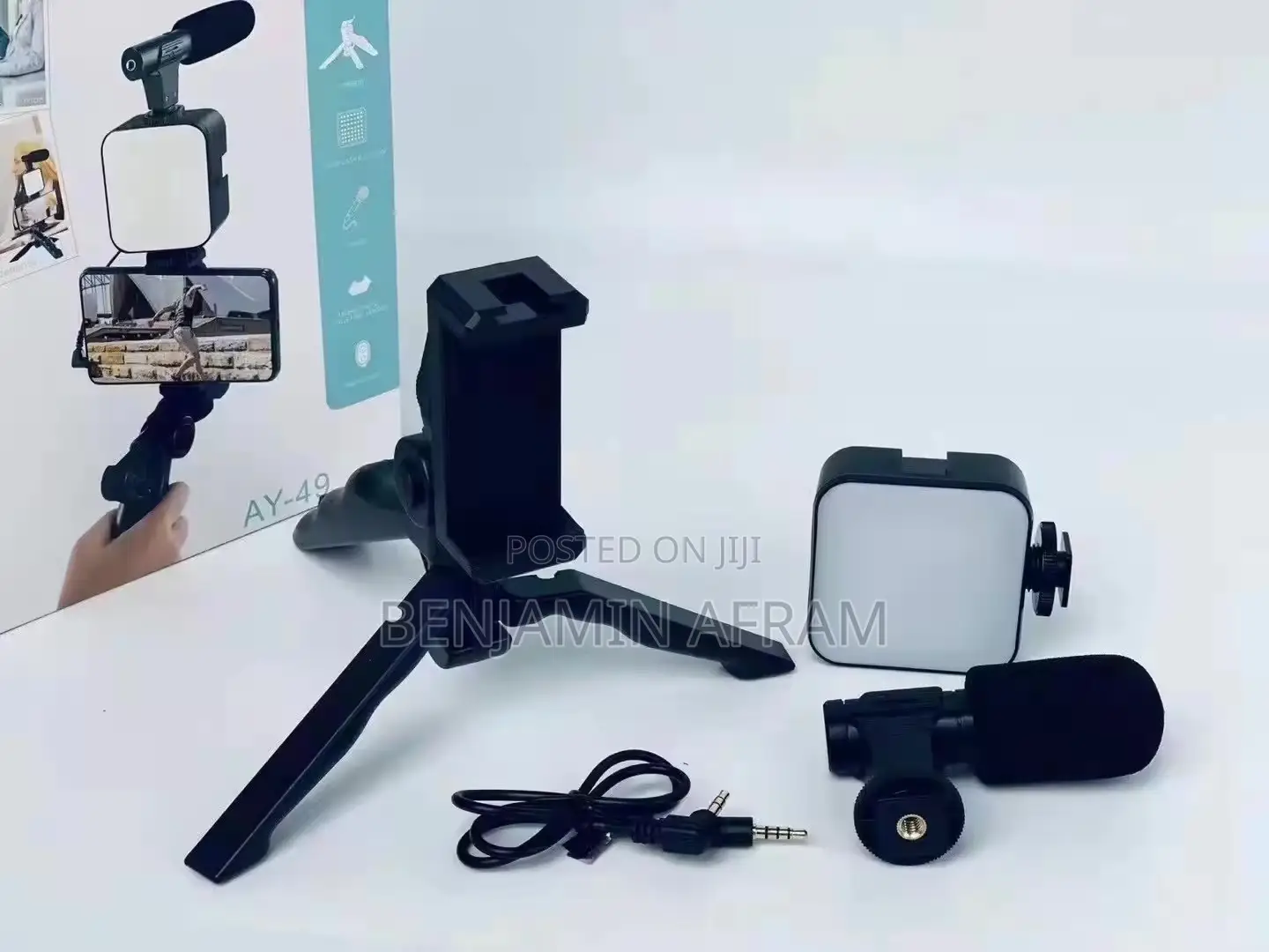 Tripod, Light and Mic Video Kits
