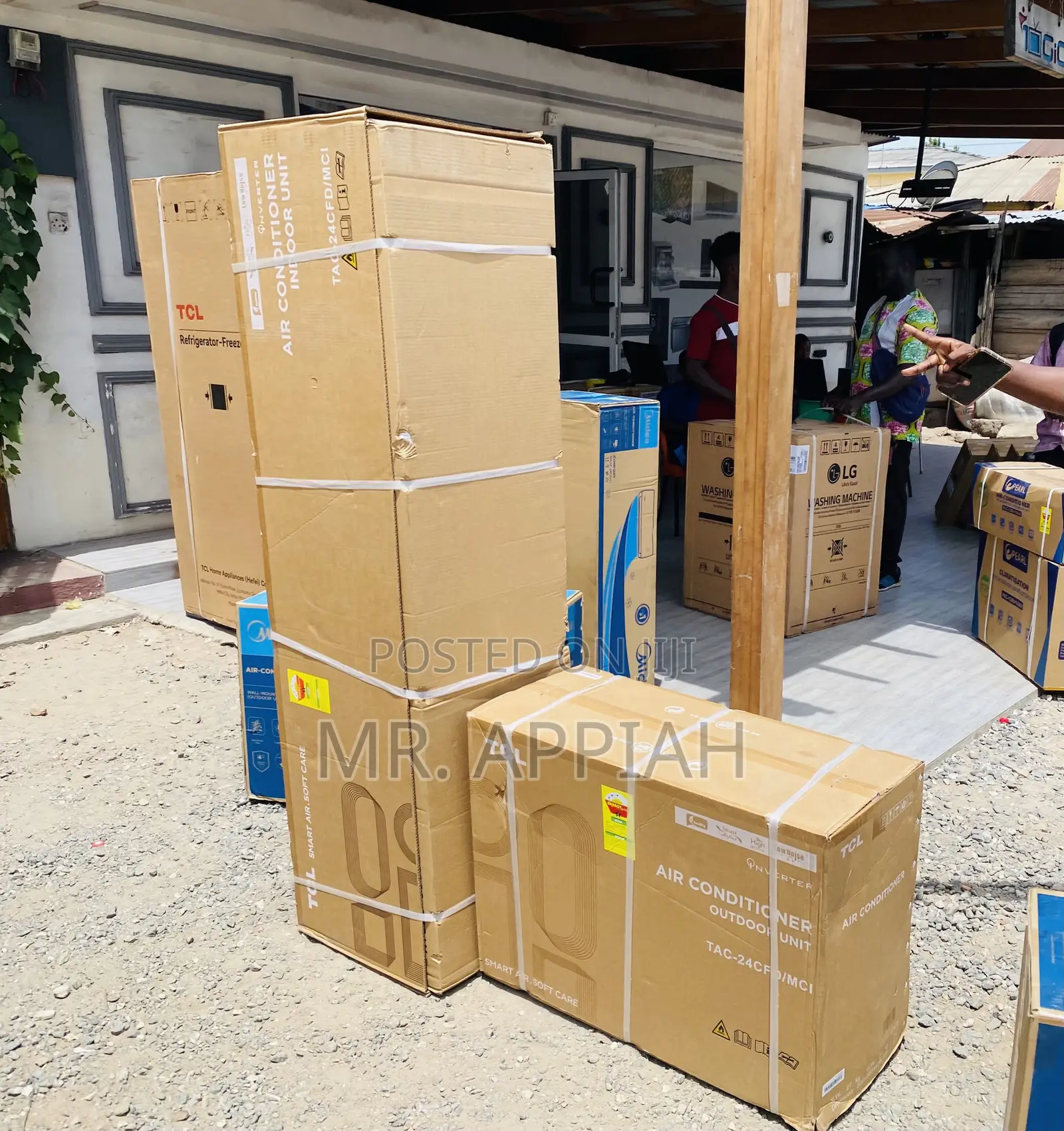 Brand New TCL 2.5hp Floor Standing Inverter Ac(White).