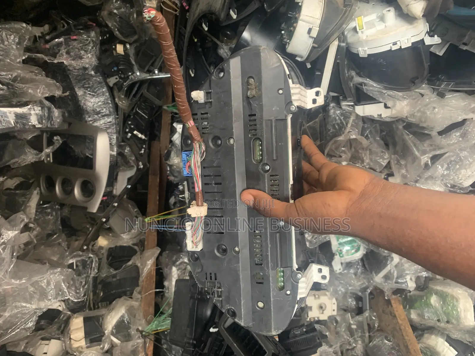 Toyota Avensis 2010 Meterboard