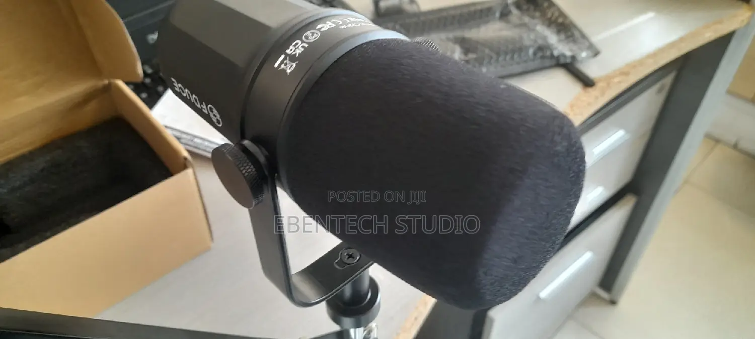 Fduce Podcast and Studio Microphone With Stand