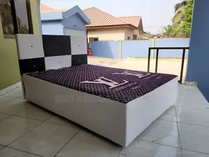 Inbuilt Bed