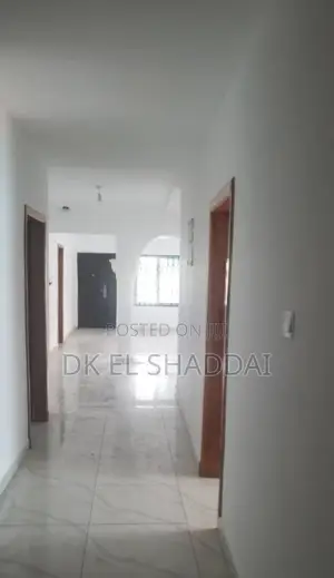 5bdrm House in Pokuase for rent