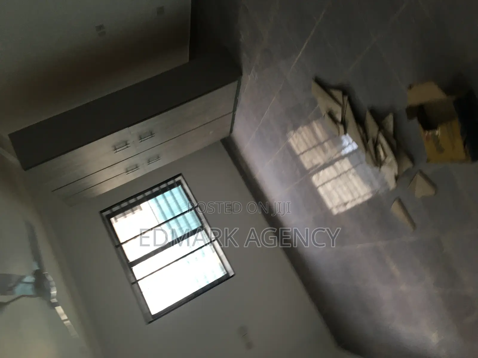 4bdrm House in Kwabeyna Acp, Ga East Municipal for sale