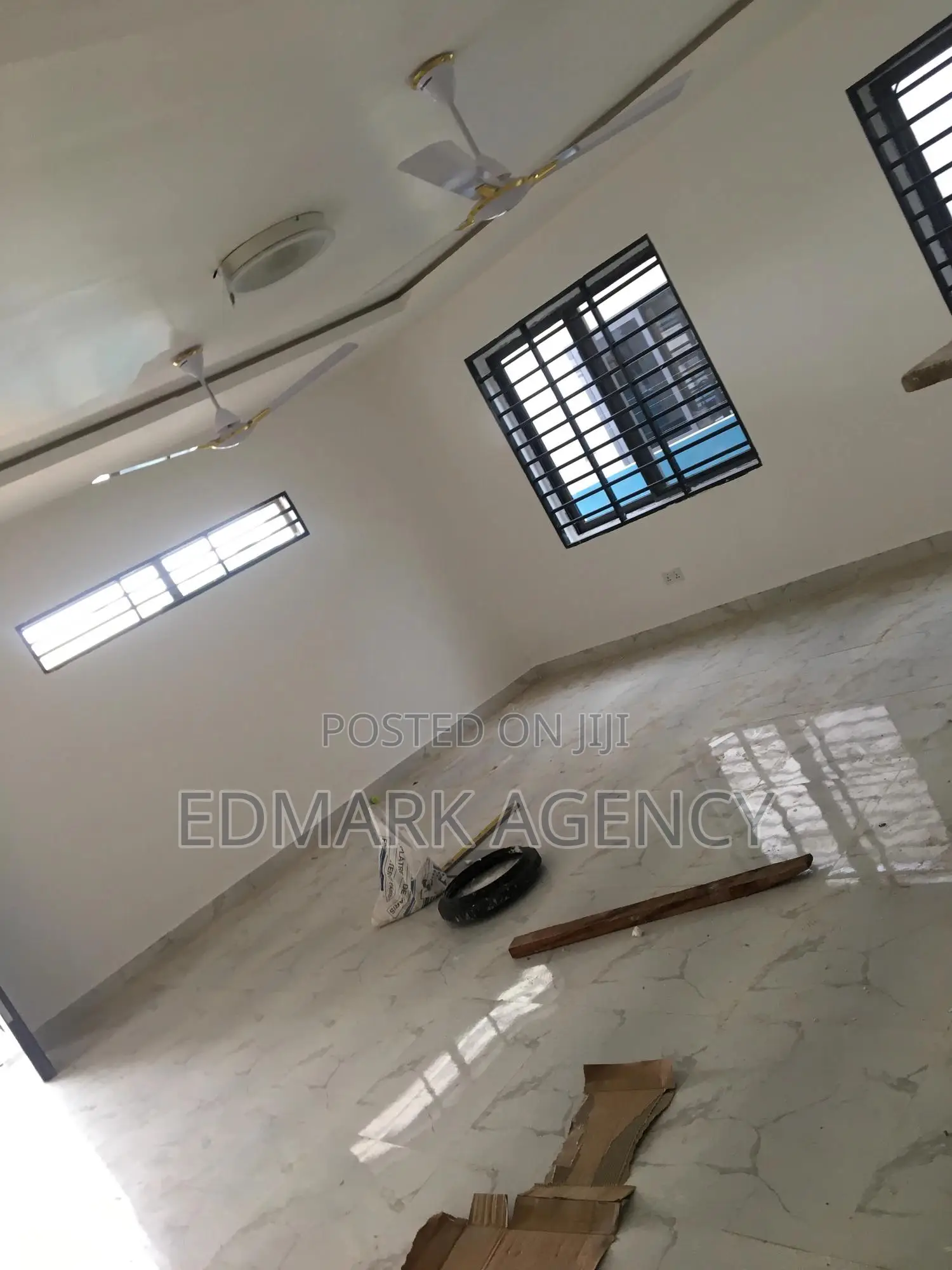 4bdrm House in Kwabeyna Acp, Ga East Municipal for sale