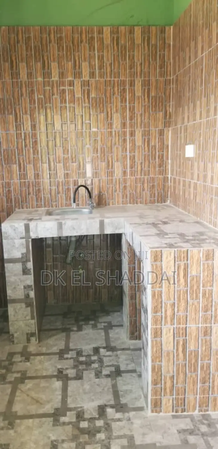 2bdrm Apartment in Pokuase for rent
