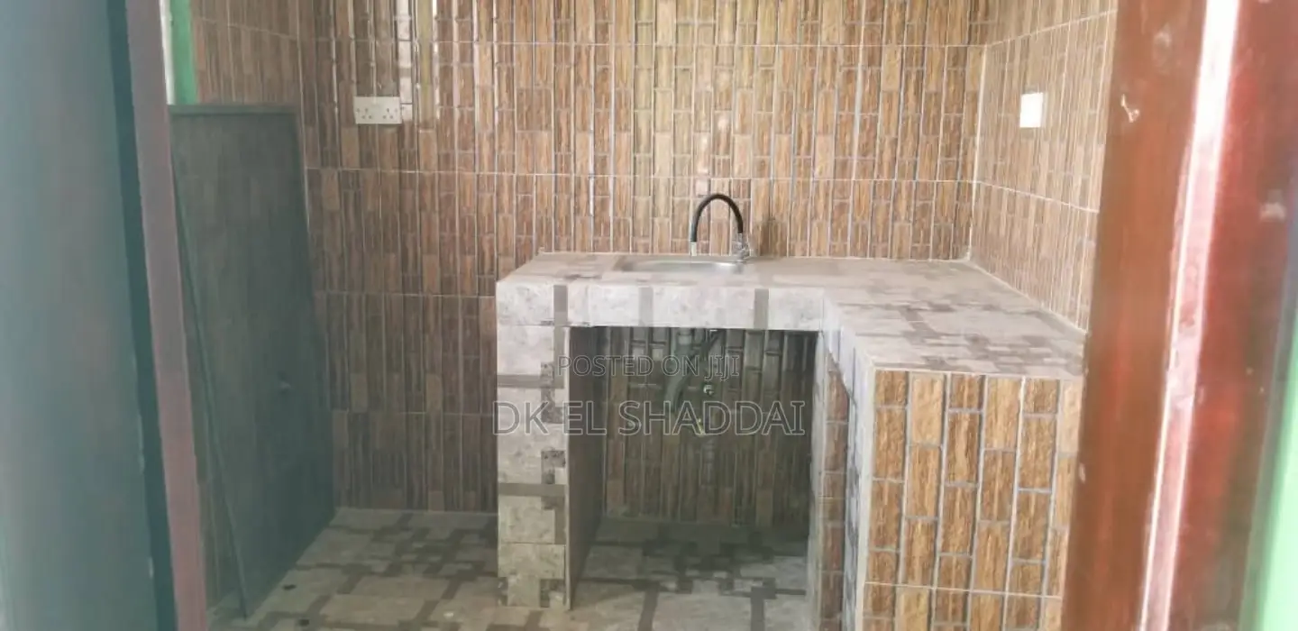 2bdrm Apartment in Pokuase for rent