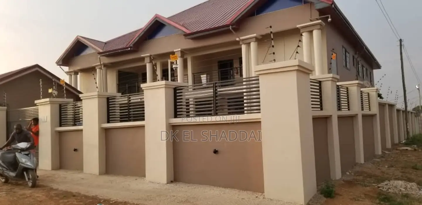 2bdrm Apartment in Pokuase for rent