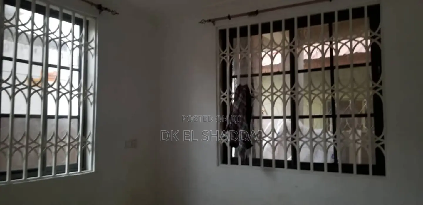2bdrm Apartment in Pokuase for rent