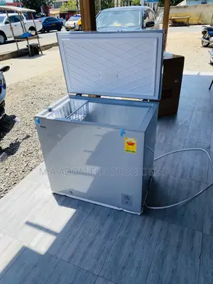 Affordable TCL 208 Single Door Chest Freezer(Gray).