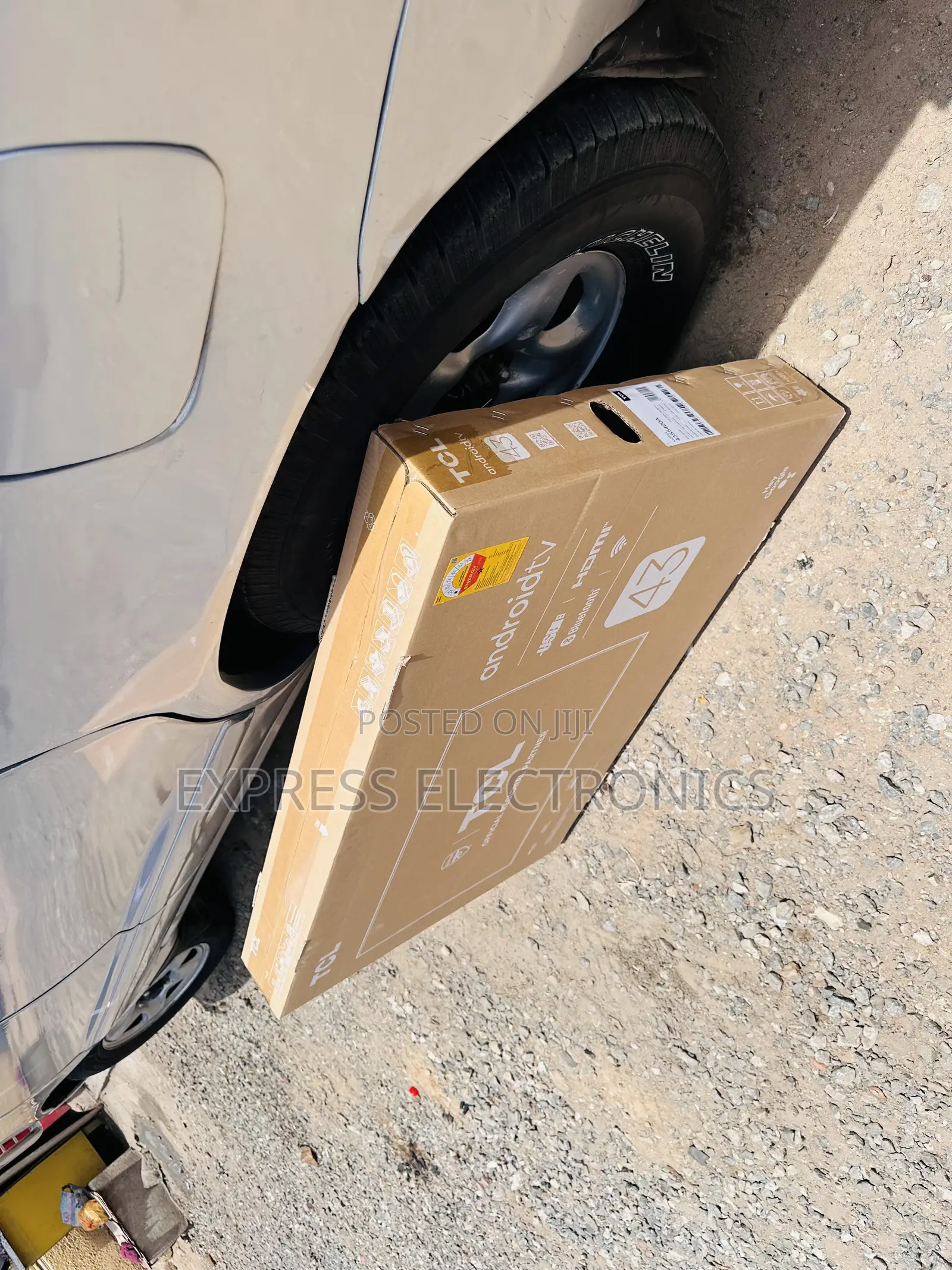 Triluminos FHD Smart Glossy TCL 43”S5400