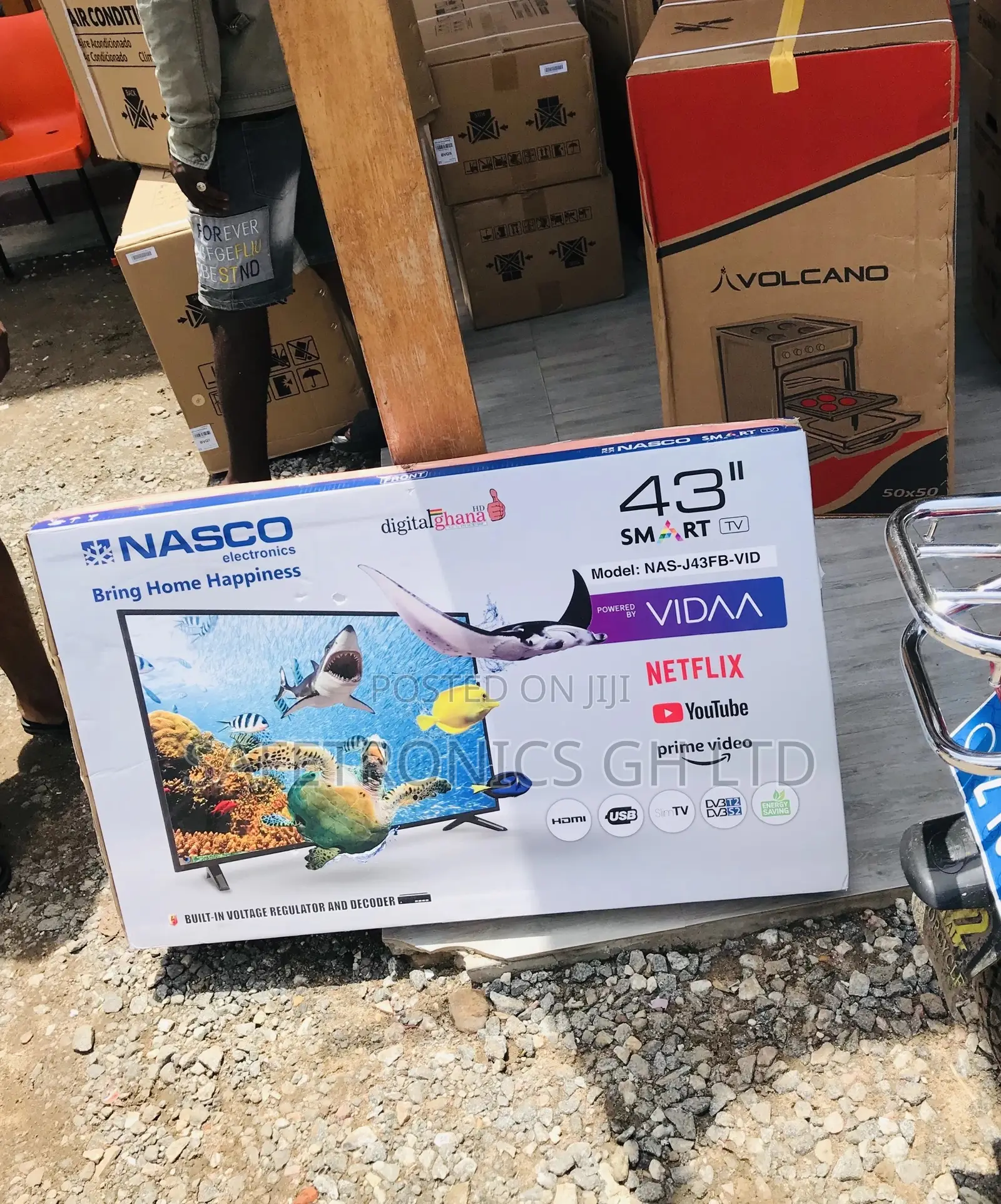 43 Inches Glossy Black Nasco Electric Smart Led Tv