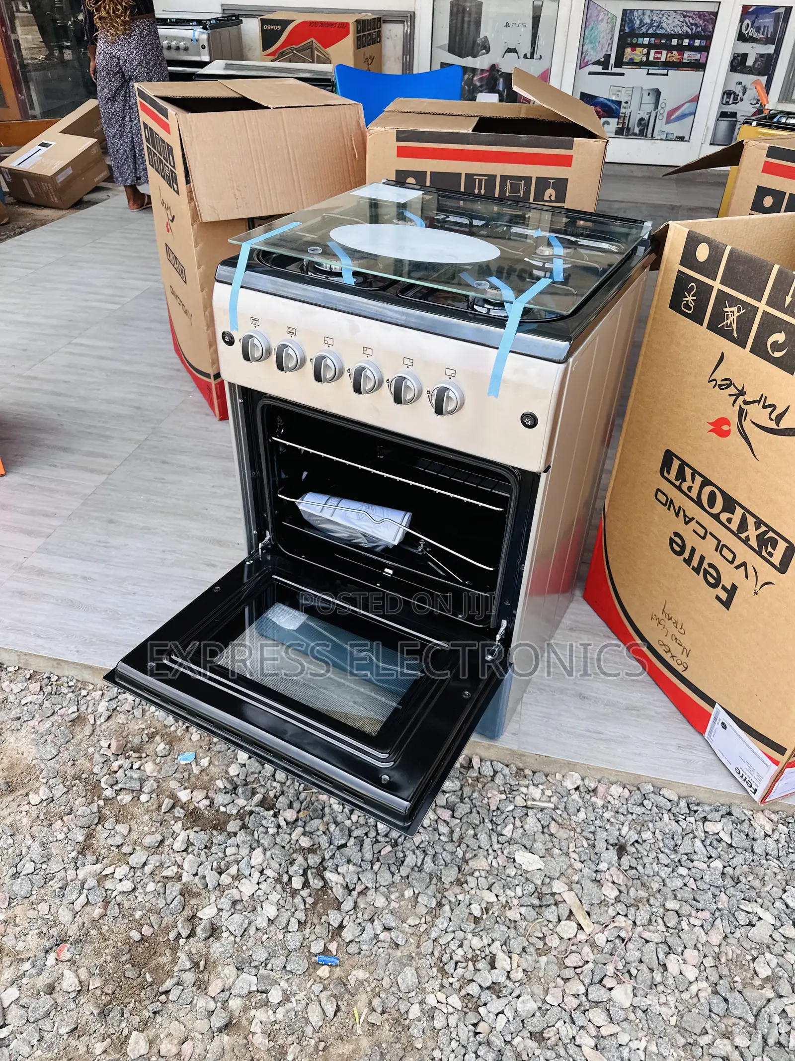 Easy to Cook With 60-60 Gas Cooker Oven Grill 4burner