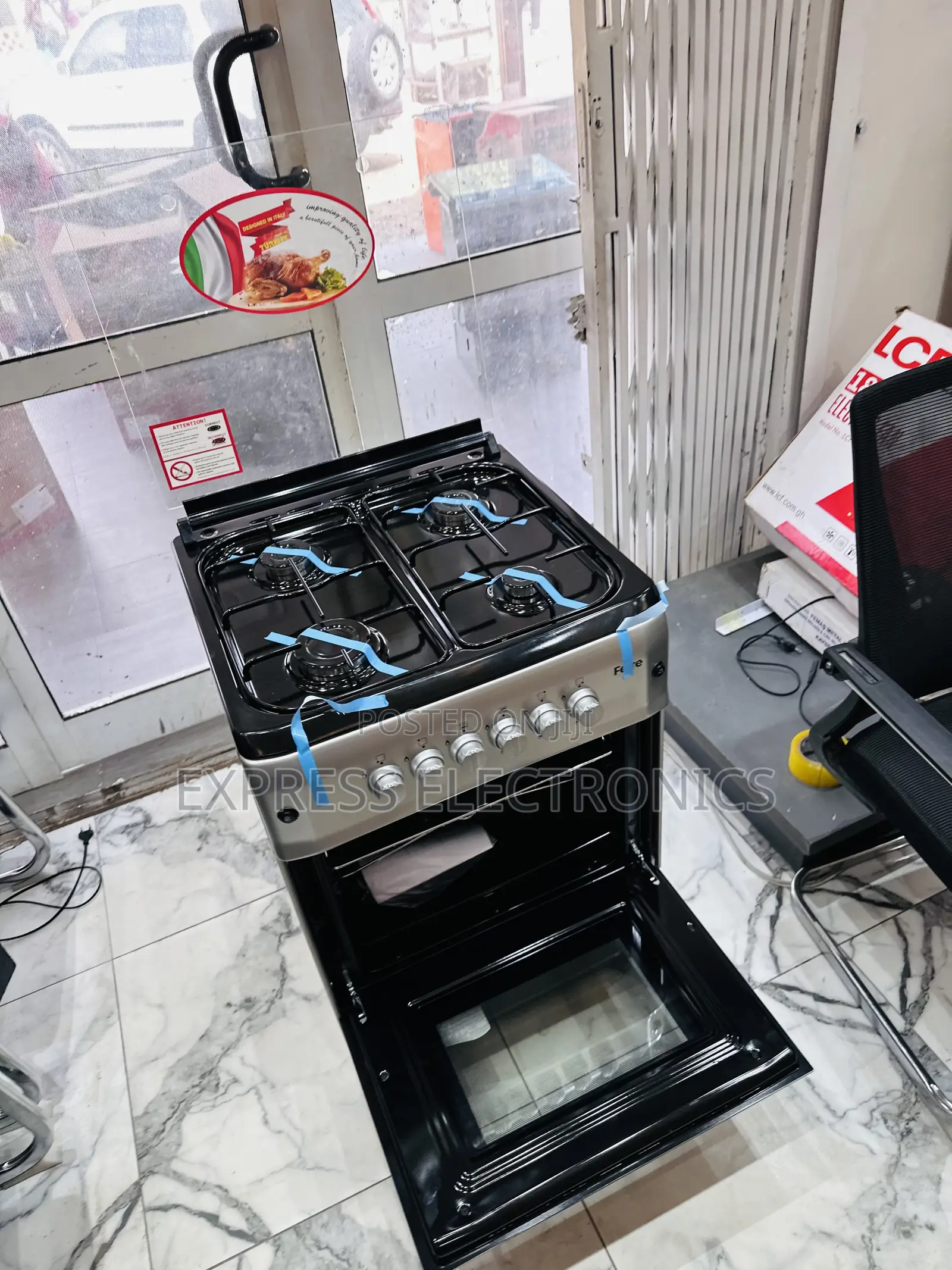 Freestanding Gas Ferre 60/60 Oven Grill 4burner