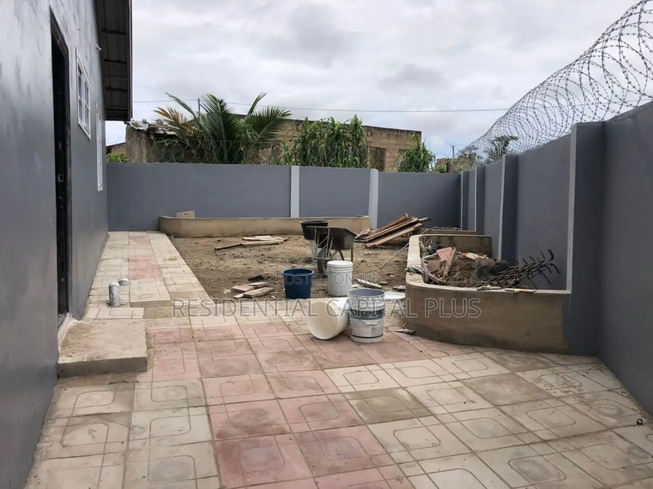 3bdrm House in Kasoa, Adade for sale