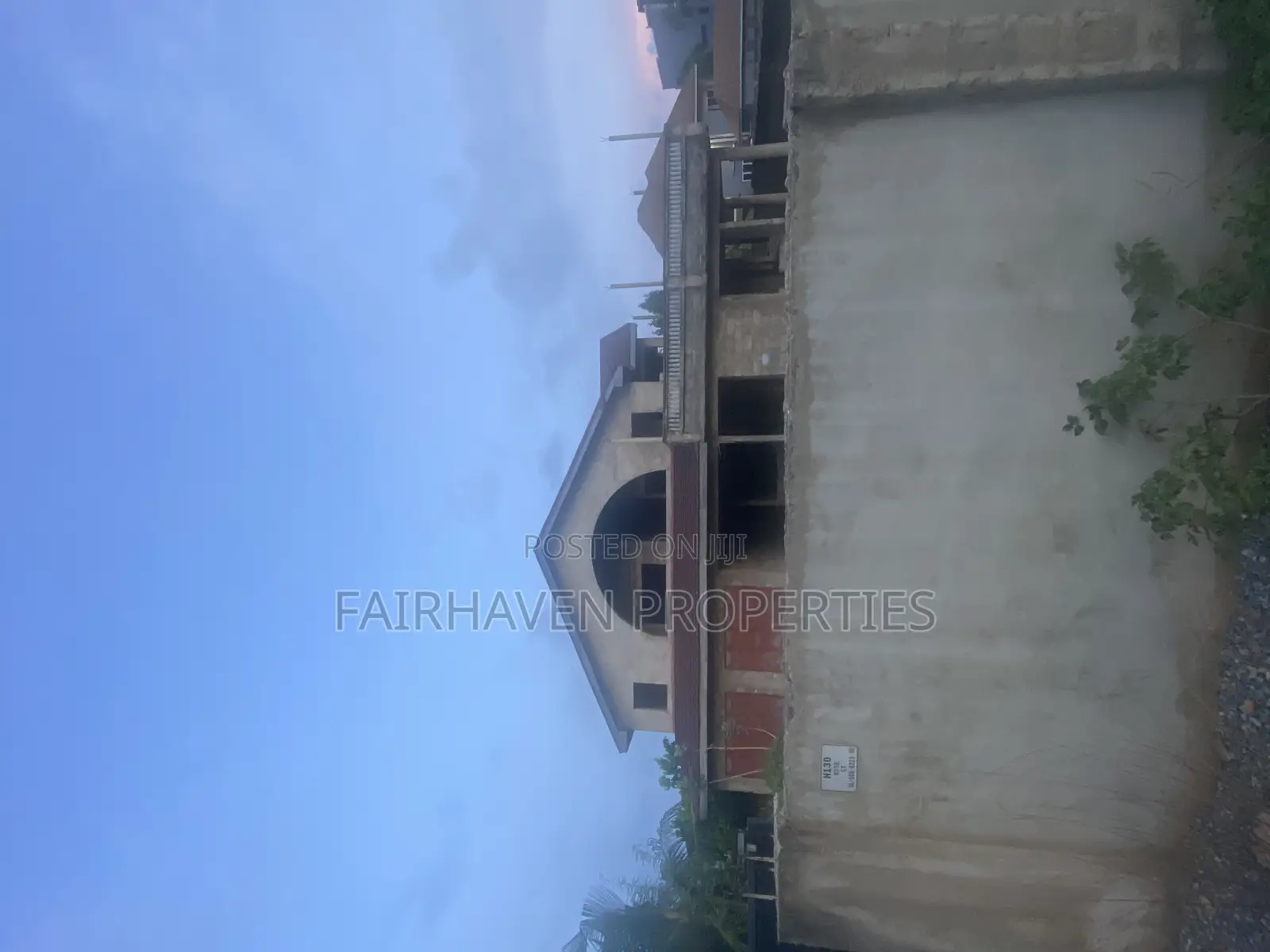 5bdrm House in Tseaddo, Airport Residential Area for sale