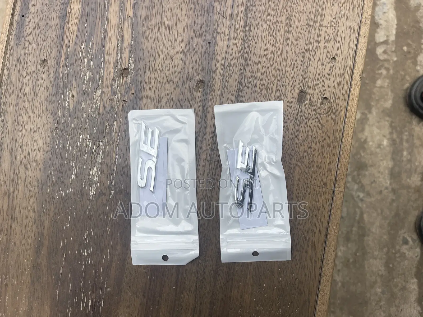 S.E SE Logo Symbol Emblem Writing