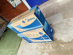 Easy to Use Mode Split R410 Gas 2.5hp Midea