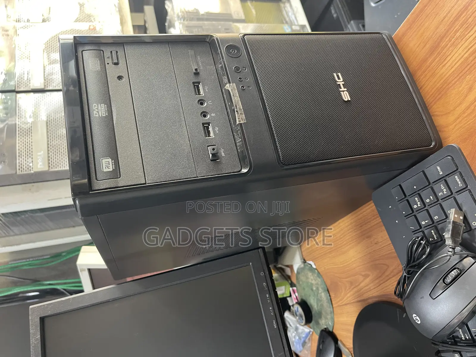 Desktop Computer Gigabyte GB-BSCE-3955 8GB Intel Core I5 HDD 1T